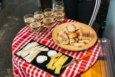 Le Marais Walking Food Tour with Cheese, Wine & Pastries