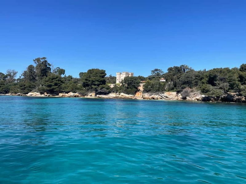 Lérins Islands Sailing Discovery, snorkeling and paddle SUP - Seasonal timing: summer swim stops vs cooler-water land time