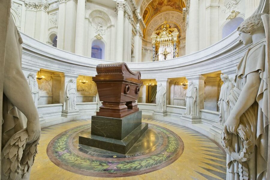 Les Invalides: Napoleon's Tomb & Army Museum Entry - Napoleon’s tomb inside the gilded Dome Church