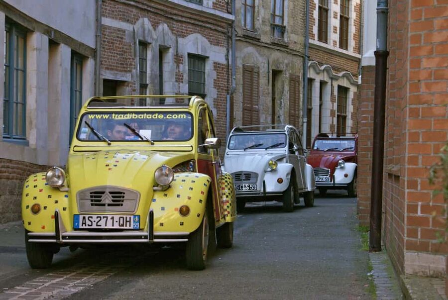 Lille Driving Tour by Convertible Citroen 2CV - How long should you book: 30 to 90 minutes in real life