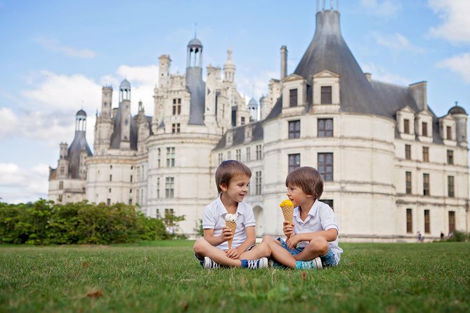 Loire Valley Castles Trip with Chenonceau and Chambord from Paris - Key things to know before you go