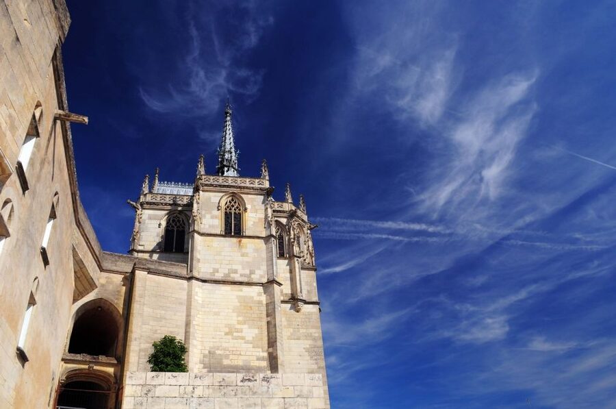 Loire Valley: Château Royal d'Amboise Entrance Ticket - What the Loggia and interiors add to the visit