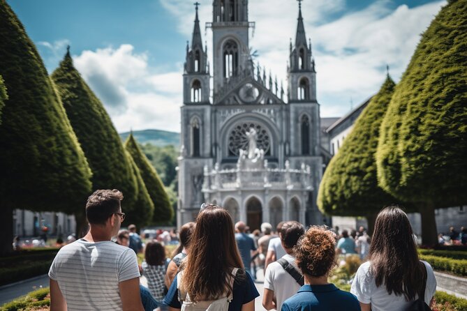Lourdes, Guided Walking Tour in the Sanctuary - Guides make the difference, from Joseph to Veronica to Aurelion