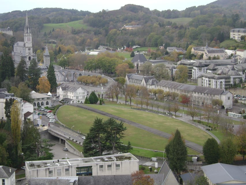 Lourdes: Private Guided Tour in the Sanctuary - Who this tour fits best