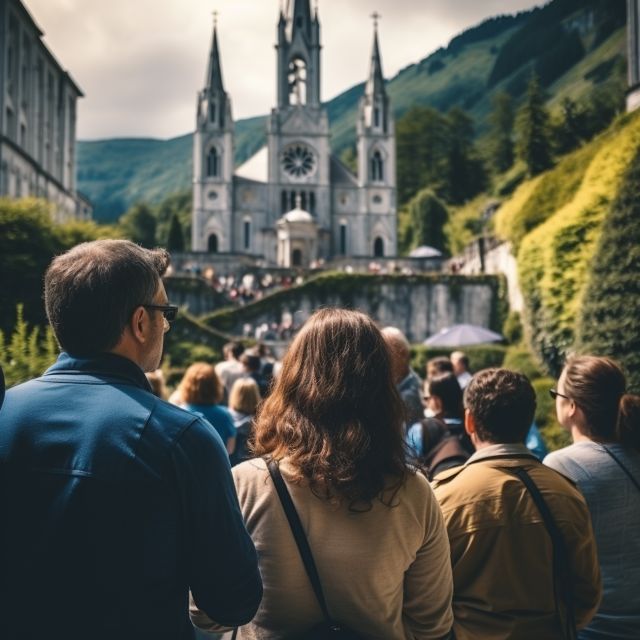 Lourdes: Sanctuary Guided Walking Tour - Entering Lourdes Sanctuary With the Right Order