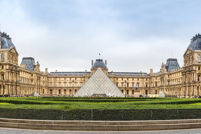 Louvre Access with Mona Lisa Escort or Guided Option - Practical realities: stairs, cloakroom needs, and elevator limits