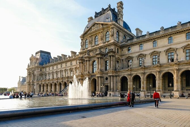 Louvre Access with Mona Lisa Escort or Guided Option - Group size and guide quality: the difference maker