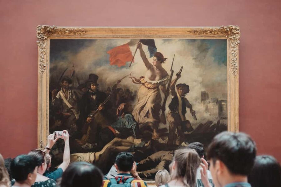 Louvre & Mona Lisa Small Group Tour with Reserved Entry - Reserved Entry and a Clear Meeting Point at Arc du Triomphe du Carrousel
