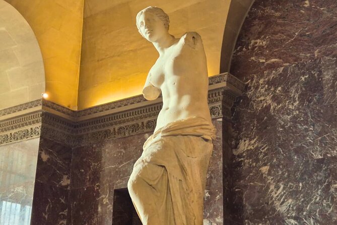 Louvre Museum Masterpieces Guided Tour in Small Group with Access - Who should book this Louvre highlights tour