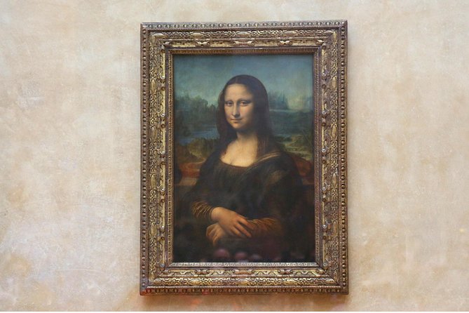 Louvre Museum Masterpieces Guided Tour with Access - Small Bags, Security Checks, and Group Size Reality