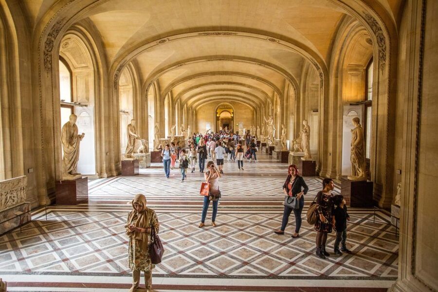 Louvre Museum: Skip-the-Line Guided Tour - Your 2-Hour Highlight Route: Mona Lisa, Venus de Milo, and More