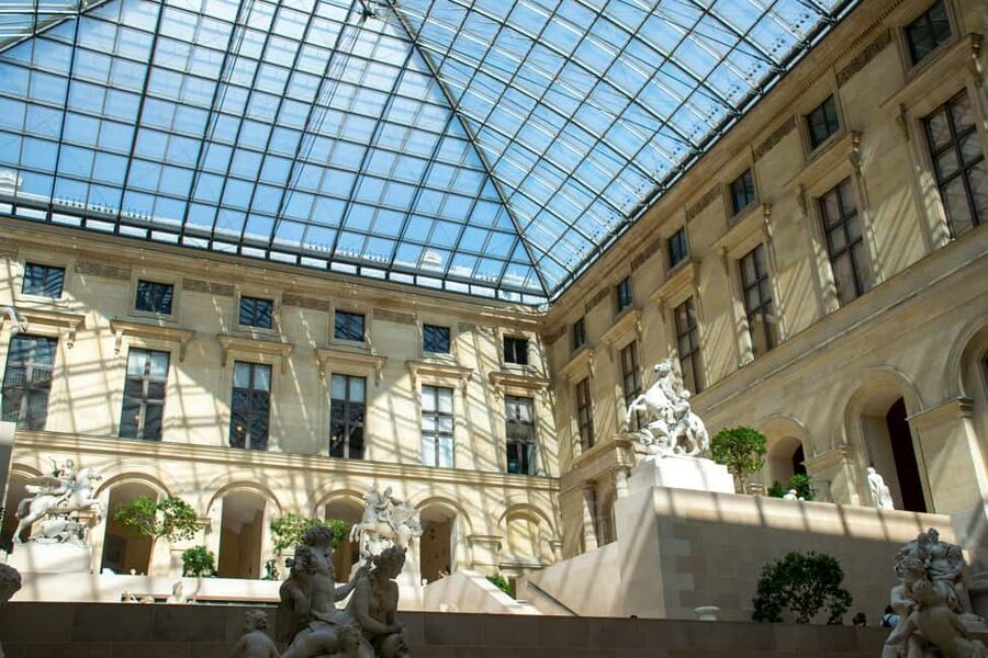 Louvre Private Tour: The Essentials and More w/ Expert Guide - Louvre With Kids: Focused Pacing That Keeps Everyone On Track