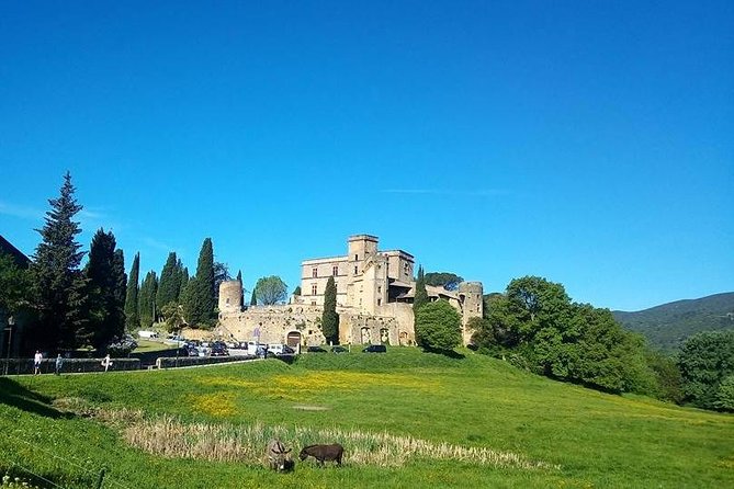 Luberon Market & Villages Day Trip from Aix-en-Provence - Gordes: hilltop views first, market time if it’s Tuesday