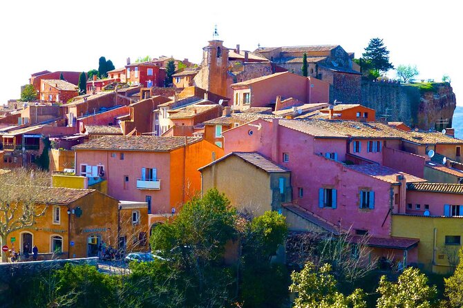 Luberon Villages Day Trip from Aix en Provence - Stop 4, Roussillon: ocher colors from Europe’s largest deposit