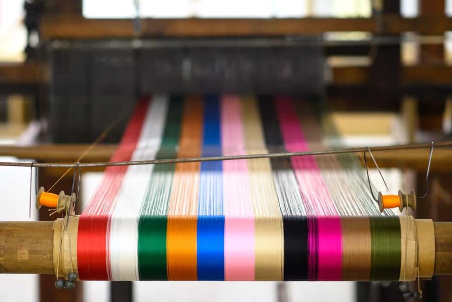 Lyon: admission ticket to Brochier Soieries Silk Museum - Technical textiles: Jacquard loom meets aerospace and field use
