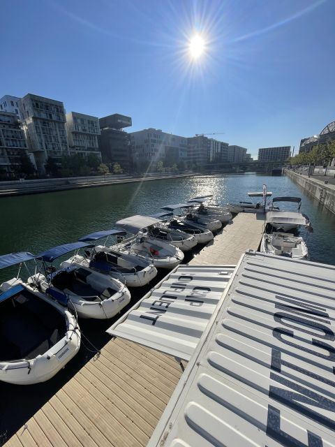 Lyon: Boat Rental without a License - Vieux Lyon from the river: sightseeing without the crowd noise