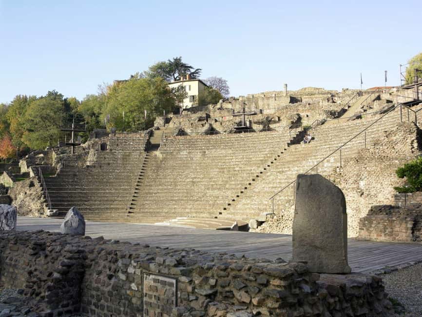 Lyon City Card: Public Transport & More Than 40 Attractions - Seasonal add-ons: Fourvière roof access and months that matter