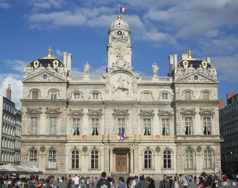 Lyon: City Highlights Walking Tour - Choosing the right Lyon walk, 2 km or 5 km