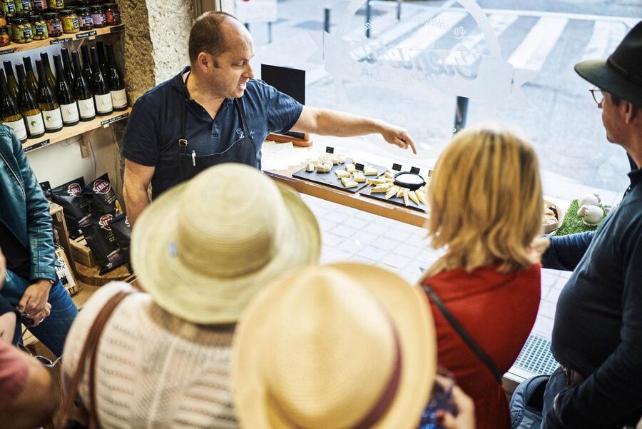 Lyon: Food Walking Tour with a Local Guide - Key highlights worth planning for