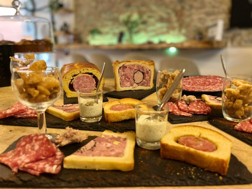Lyon: Food Walking Tour with a Local Guide - Why the traboules change the whole experience