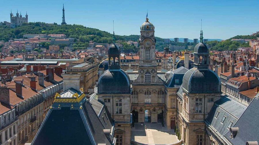 Lyon: Old District Private Guided Walking Tour - Key reasons this Lyon private walk works