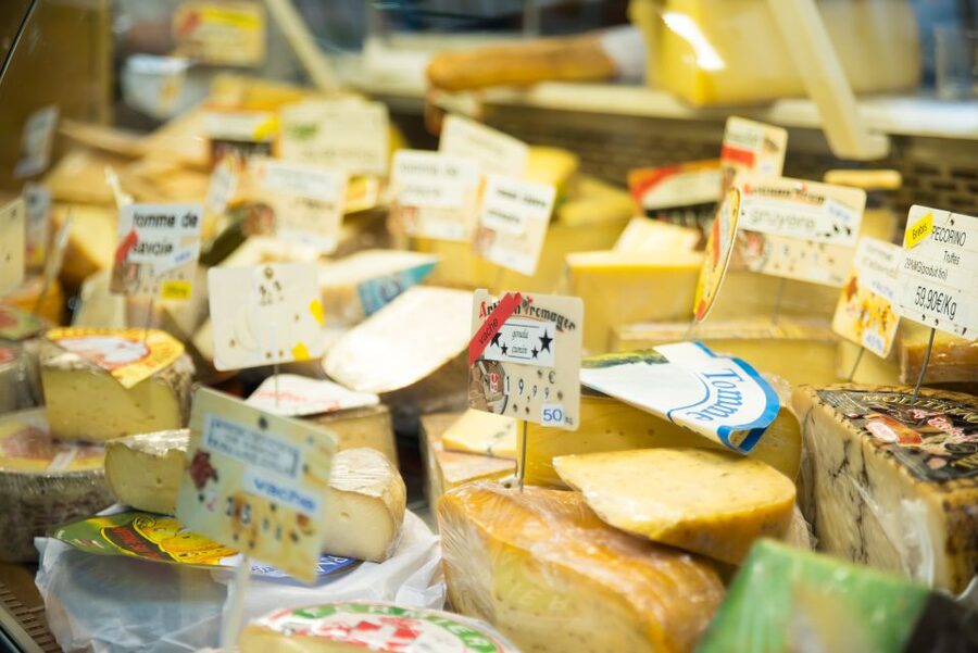 Lyon: Old Town Food Tour - The Traboules: secret passageways you cannot really fake