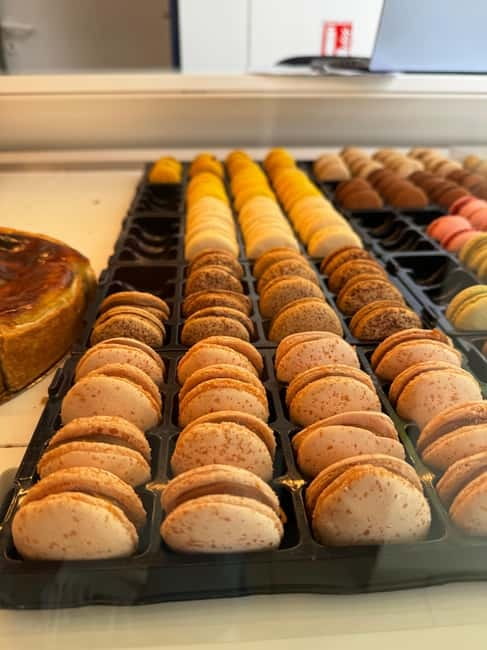 Lyon: Pastries and Chocolate Walking Food Tour w/6+ Tastings - A 2-Hour Plan for Lyon Pastry and Chocolate Lovers