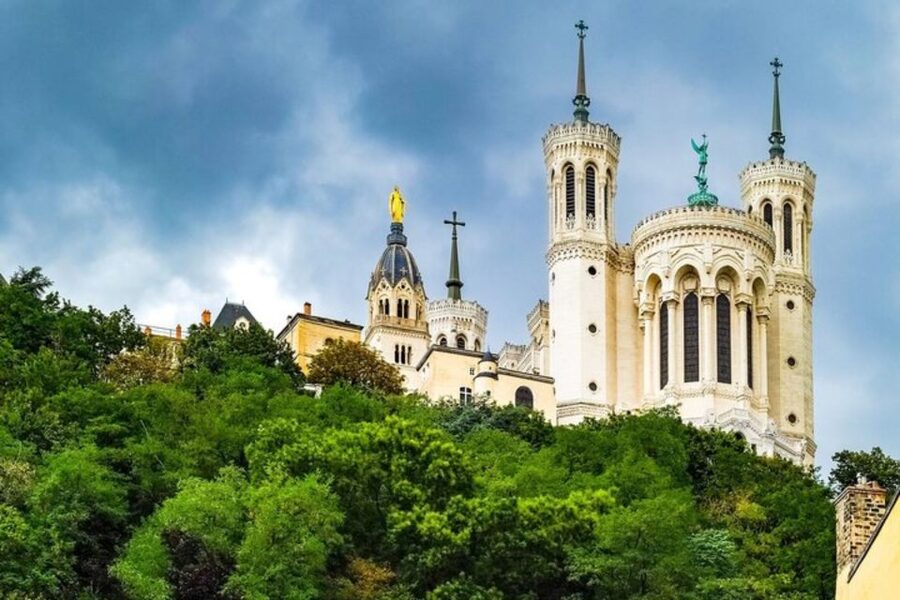 Lyon: Private custom tour with a local guide - The guide is the product, and the reviews show why