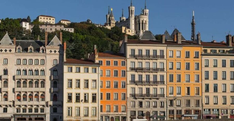 Lyon: Private custom tour with a local guide - Pickup, meeting points, and how the timing affects your day