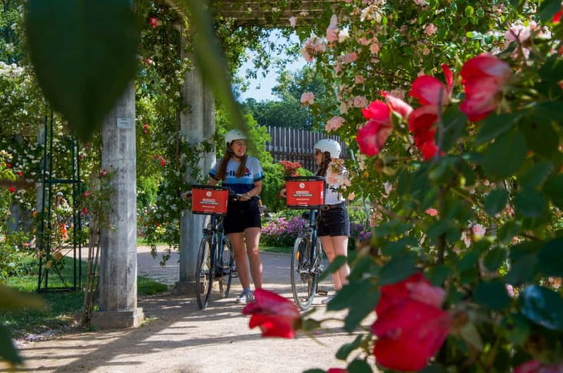 Lyon's must-sees by electric bike - Vieux Lyon start: warm up on the Saône side