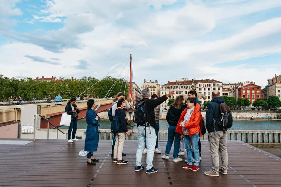 Lyon: Vieux Lyon Food Tasting Walking Tour - Pace, Comfort, And Who Should Choose This Tour
