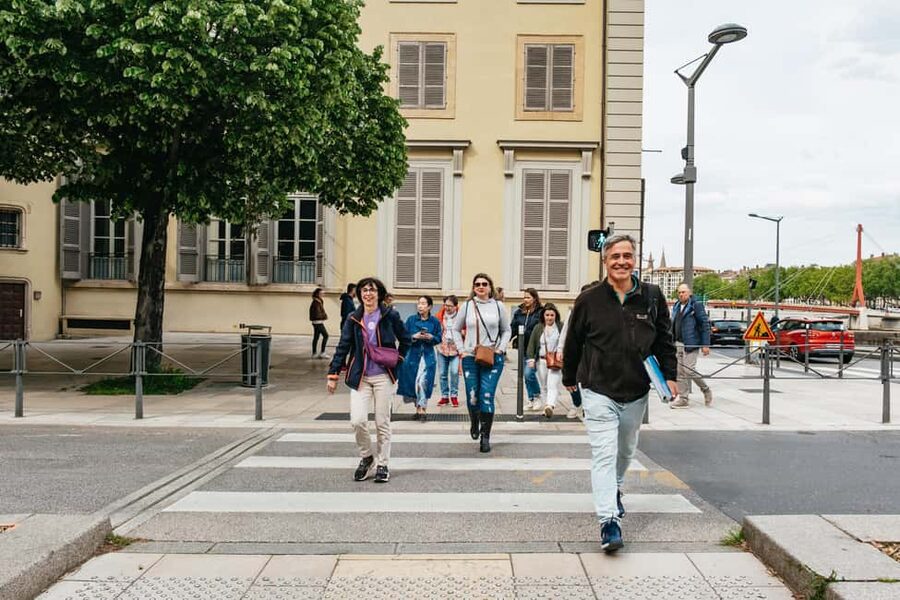Lyon: Vieux Lyon Food Tasting Walking Tour - Should You Book This Vieux Lyon Food Tasting Tour?