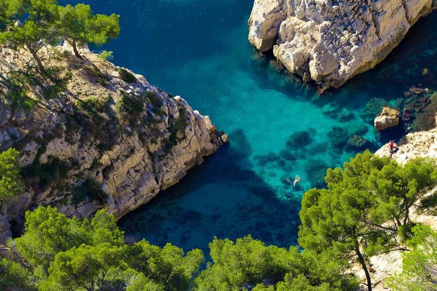 Marseille : Calanques Catamaran Cruise with Lunch & Wine - Onboard comfort, food, and the GoPro factor that saves your day