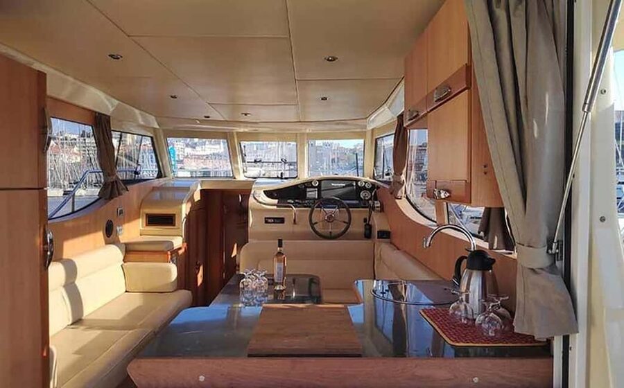 Marseille: Calanques Eco Boat Cruise with Lunch and Wine - Captain and crew vibe: where the trip feels personal