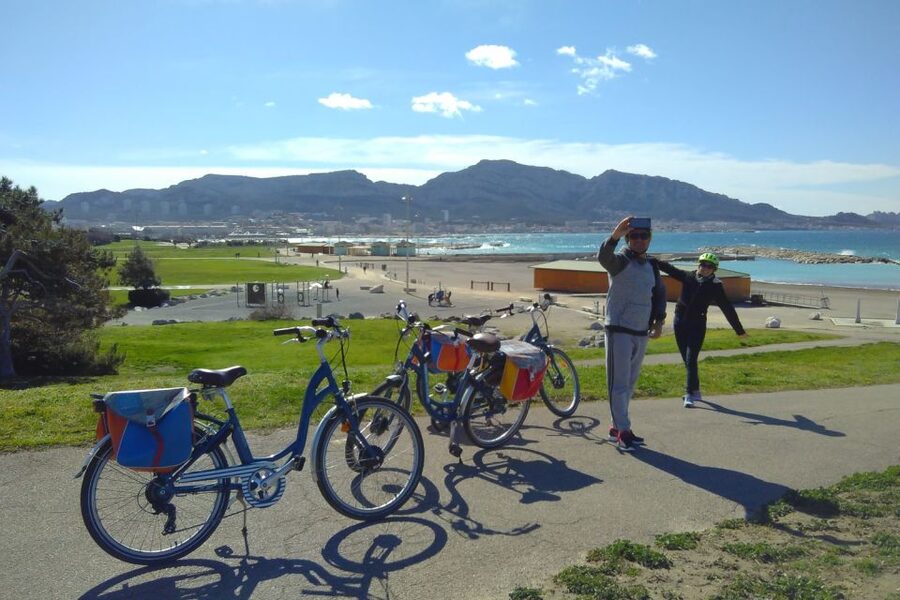 Marseille: Full-Day Guided E-Bike Coast & Calanques Tour - Calanques National Park edge: what you can reach by bike