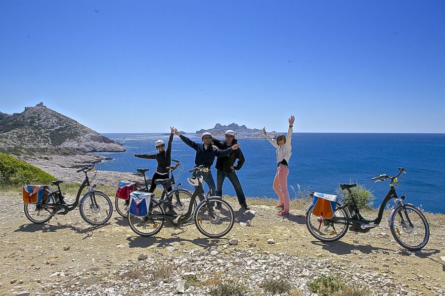 Marseille: Full-Day Guided E-Bike Coast & Calanques Tour - Breaks and meals: what’s included, what you need to pay