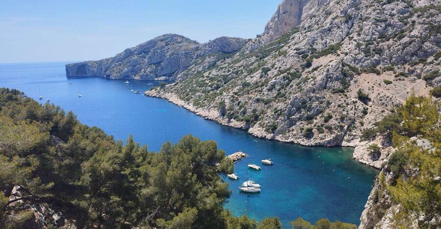Marseille: Guided Hiking Calanques National Park from Luminy - Photo stop and sightseeing time: how the route keeps your eyes busy