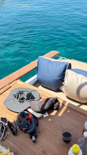 Marseille: Half-Day Boat Tour to the Calanques National Park - Finding Bateau Marseille Calanques: The Meeting Point That Needs a Quick Check