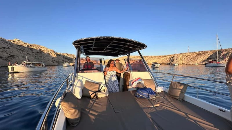 Marseille: Half-Day Boat Tour to the Calanques National Park - Old Port Timing and What “4 Hours” Actually Means on Your Day