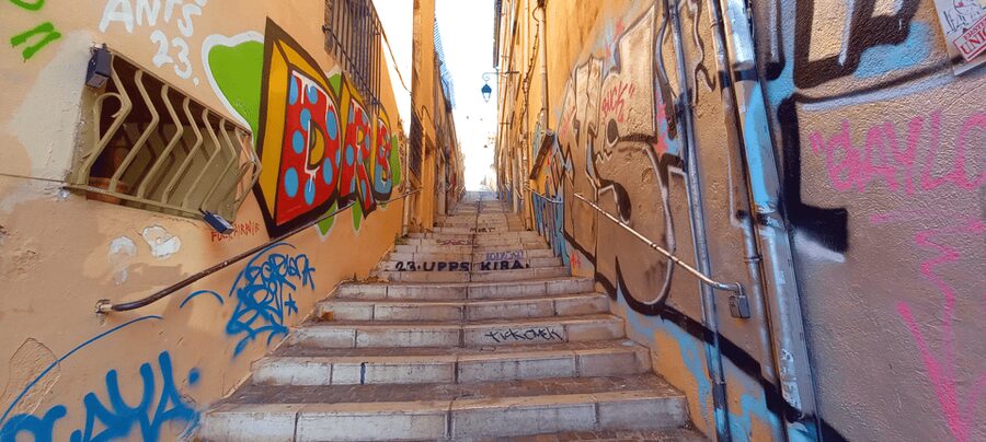 Marseille: Half-Day City Highlights Guided Walking Tour - Parc de La Colline Puget and the Move Toward the Views
