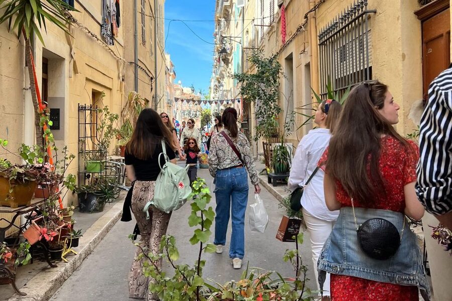 Marseille: No-Diet Club Local Food Tasting and Walking Tour - Price and Value: Is $77 Worth It in Marseille?