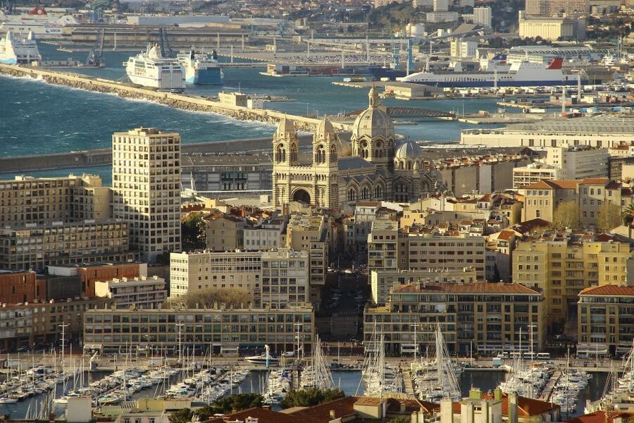 Marseille: Private Walking Tour with a Local - Meeting at Hôtel de Ville, then setting your bearings fast