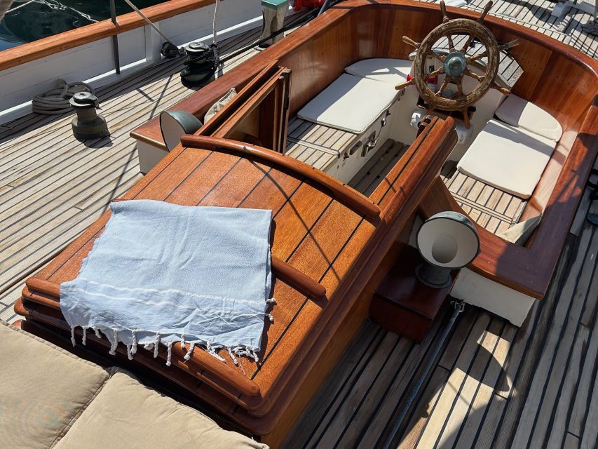 Marseille: Sailboat Cruise with Lunch, Swim & Organic Wine - Key things that make this cruise work