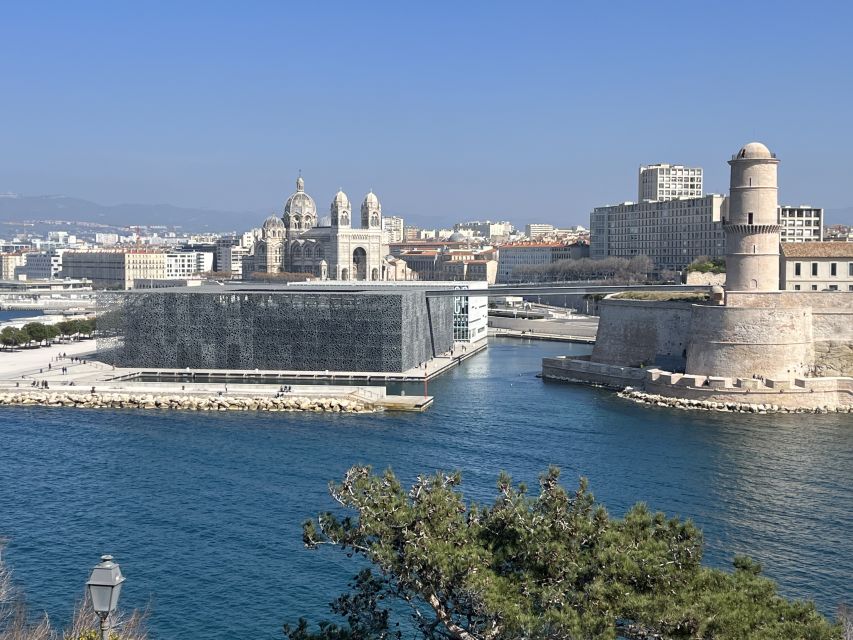 Marseille: Sightseeing E-Bike Tour - MuCEM to La Major Cathedral, start with the art and the architecture