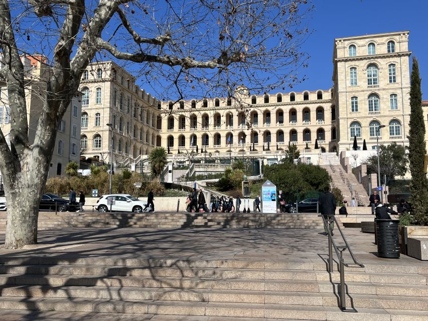 Marseille: Sightseeing E-Bike Tour - Old Port to Palais du Pharo, where sea views do the talking