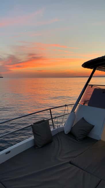 Marseille: Sunset Boat Cruise with Buffet and Organic Wine - Marseille at Night: The Short Sightseeing Loop Back