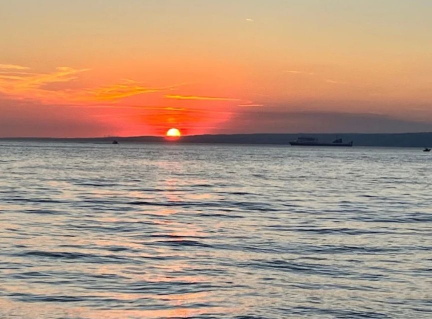 Marseille: Sunset Boat Cruise with Rosé Wine & Snacks - Price and value: is $93 per person worth it?