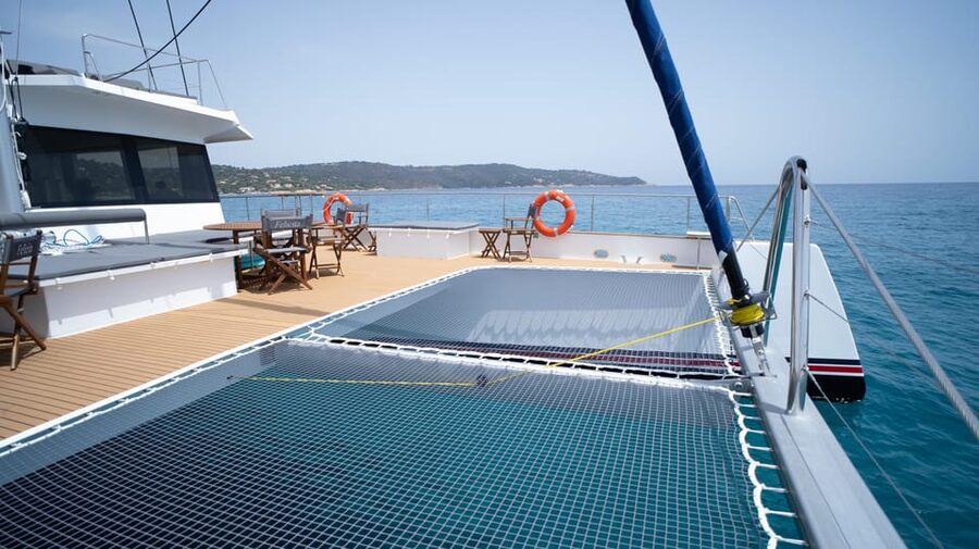 Marseille: Sunset Evening & Dinner at Sea on a Maxi Catamaran in Frioul - The maxi catamaran experience, electric plus sail plus thermal
