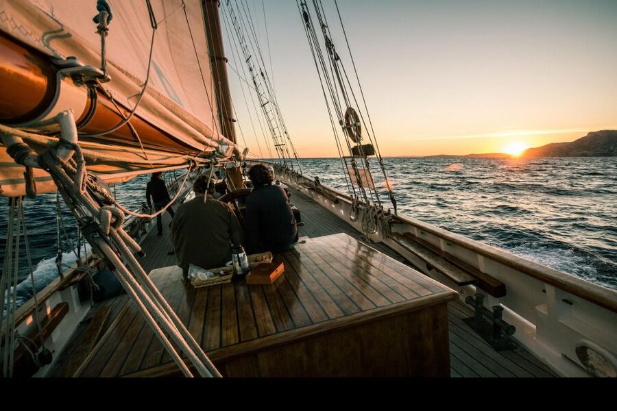Marseille: Sunset Sailing Cruise with Dinner and Wine - Key Things That Make This Cruise Worth It