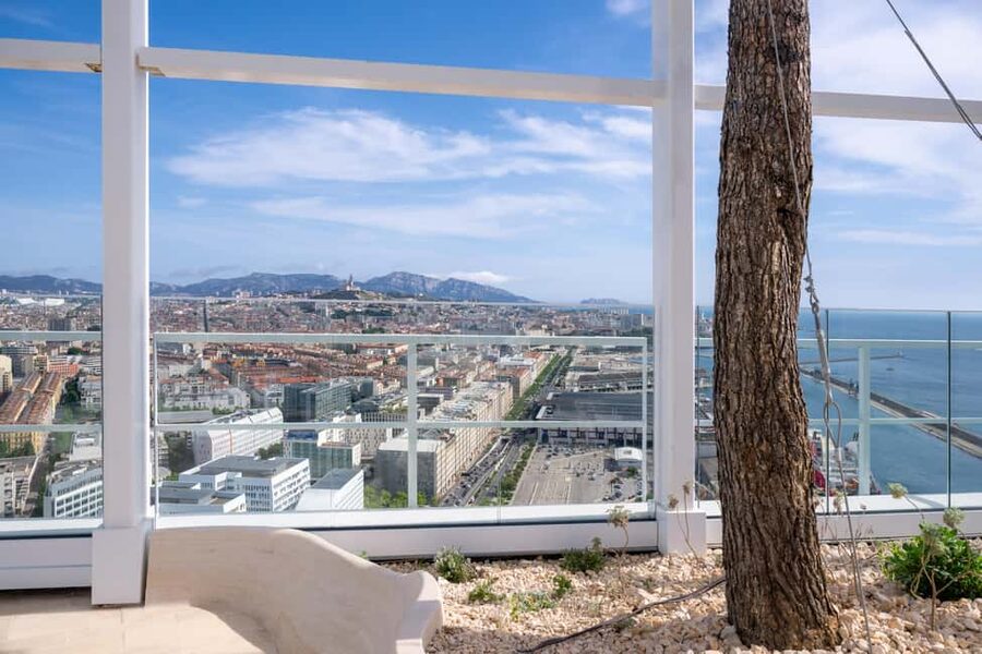 Marseille: Ticket for the Sky Center's panoramic terrace - Key highlights you will feel right away